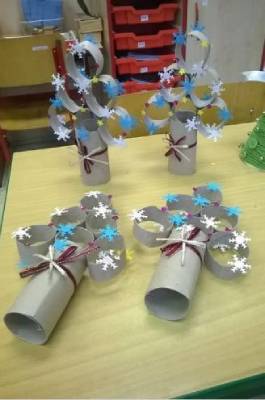 Enfeites de Natal com rolos de papel higiênico: ainda dá tempo! Enfeites de Natal com rolos de papel higiênico: ainda dá tempo!